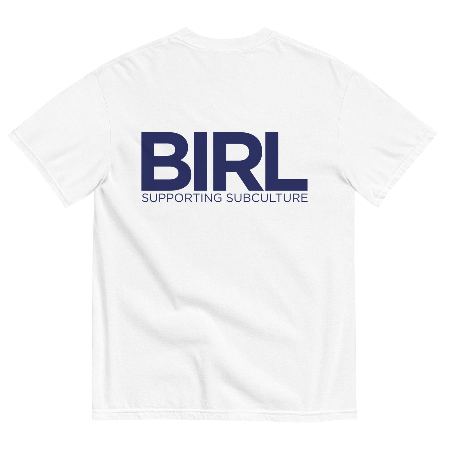 BADGE TEE WHITE WITH NAVY LOGO